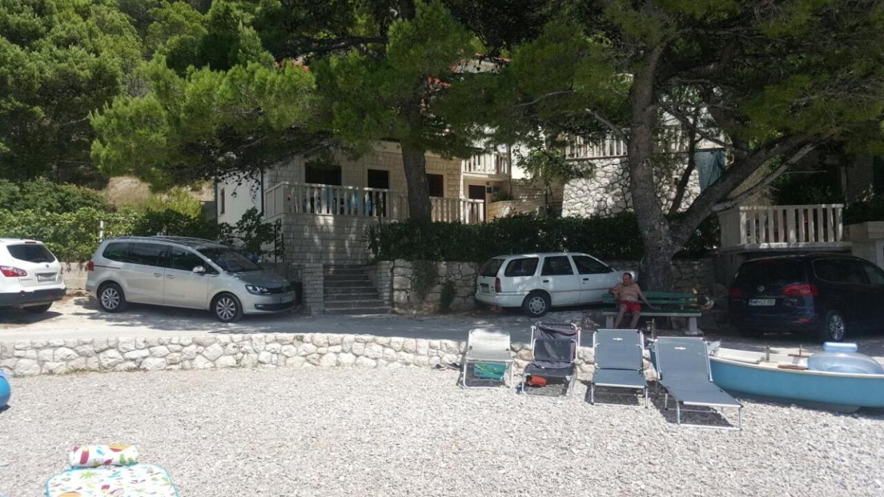 Apartments By The Sea Brela, Makarska - 11821 Esterno foto